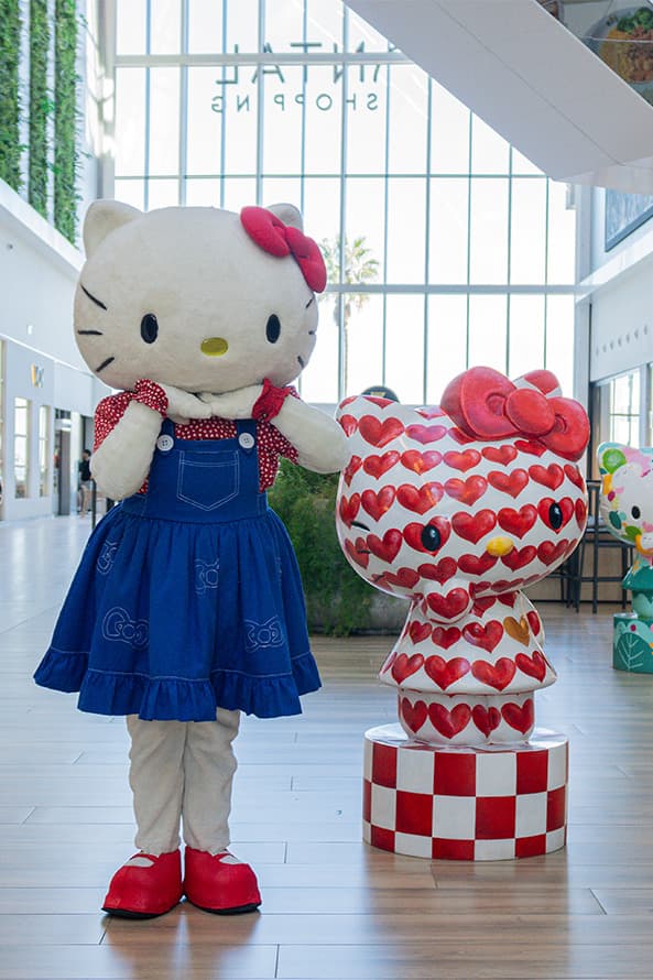 Hello Kitty Parade no Pontal Shopping